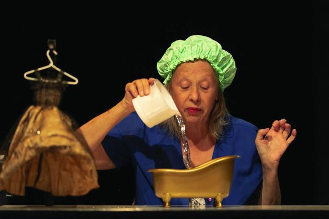 Agnès Limbos